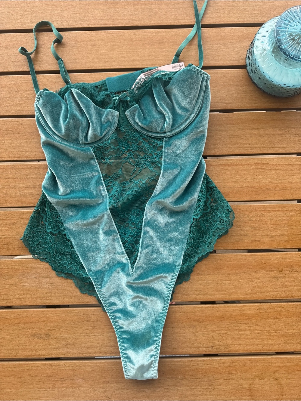 💖NWOT Victoria's Secret Gorgeous Teal Velvet & Lace Bodysuit Never Worn 💖